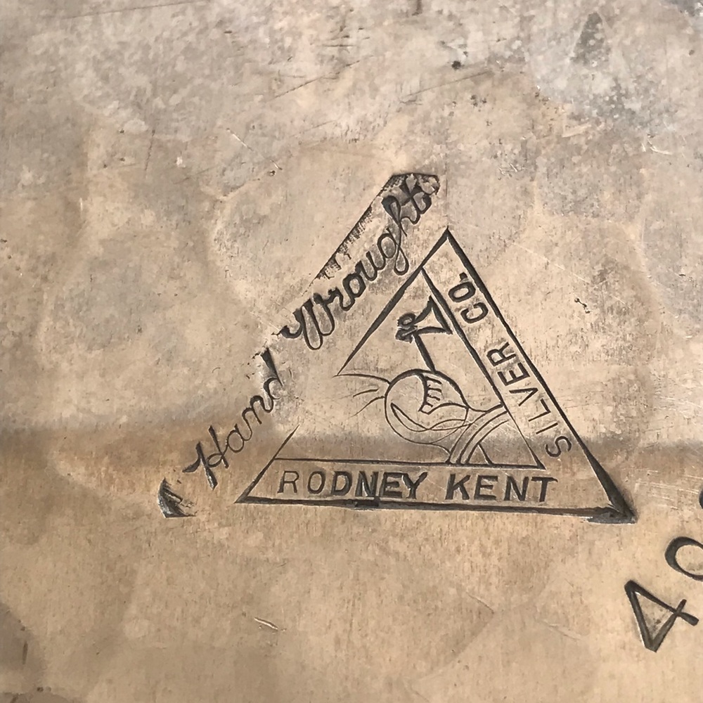 MID CENTURY MODERN ETCHED ALUMINUM TRAY by RODNEY KENT - Picture 8 of 15